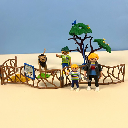 Playmobil lion enclosure - playmobil,