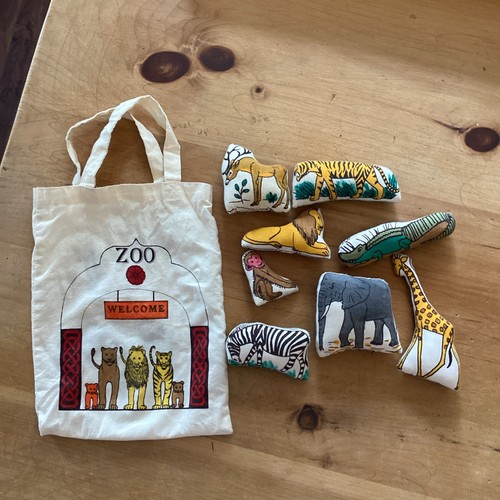 Zoo plush playset with bag - with,