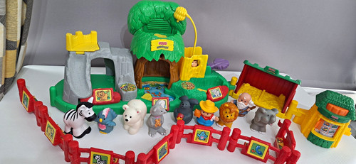 Fisher price little people - little,