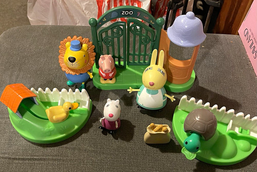 Peppa pig zoo playset for - pig,